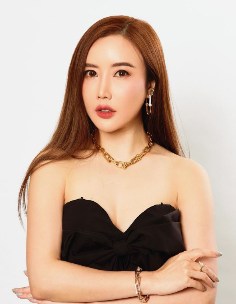 อดีตนักแสดง