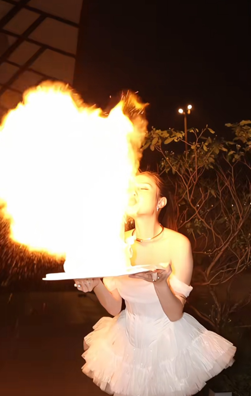 ขวัญ อุษามณี