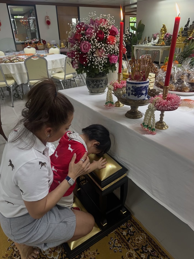 แอริน ยุกตะทัต พาเปิดบ้านเบญจรงคกุล