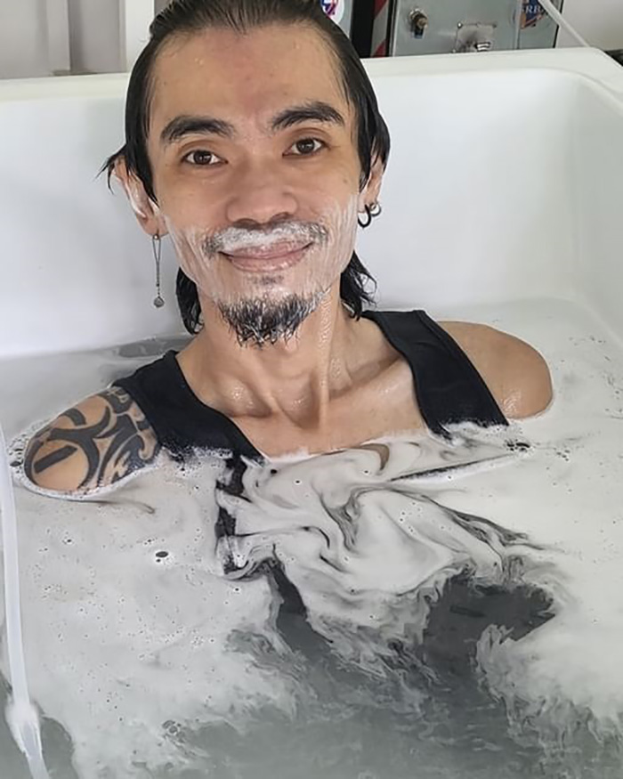 แจ็ค เชิญยิ้ม