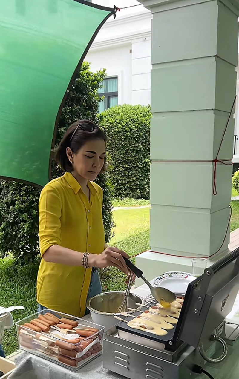 อ้อม พิยดา