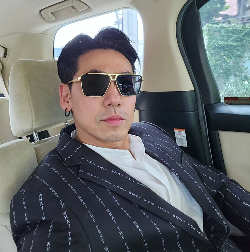 ดีเจเพชรจ้า 