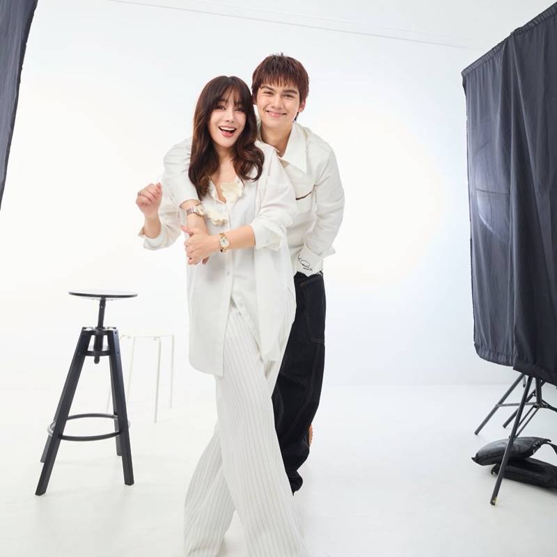 นิโคล ทิกเกอร์ 