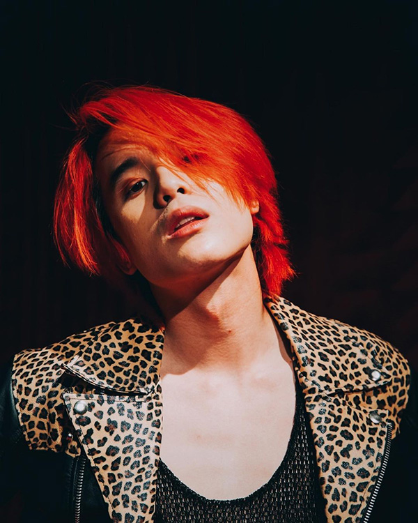 เจมส์ ธีรดนย์