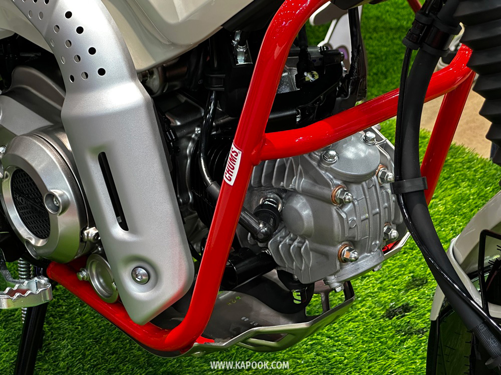 Honda CT125 x Chums