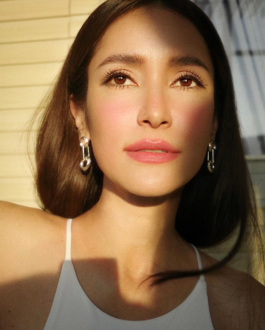   แอน ทองประสม