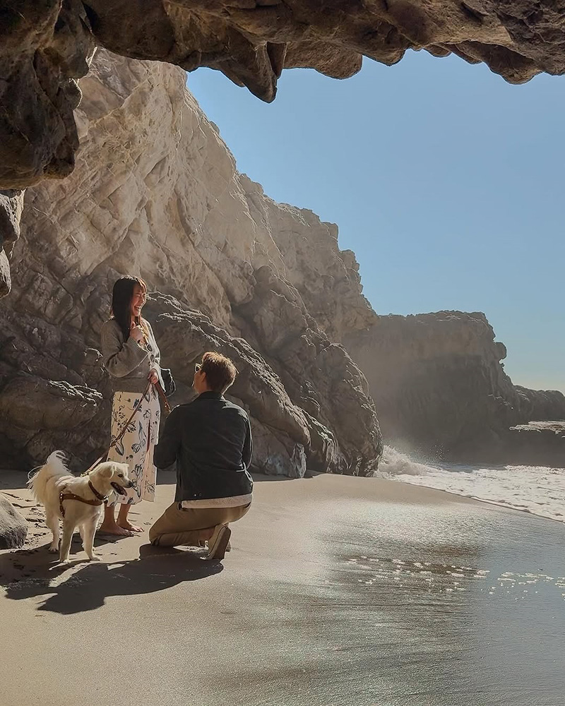 โบ ธัญญะสุภางค์ ถูกแฟนหนุ่มฝรั่งหน้าหล่อ คุกเข่าขอแต่งงานสุดโรแมนติก