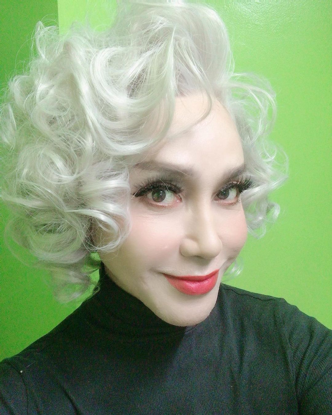 มัม ลาโคนิคส์