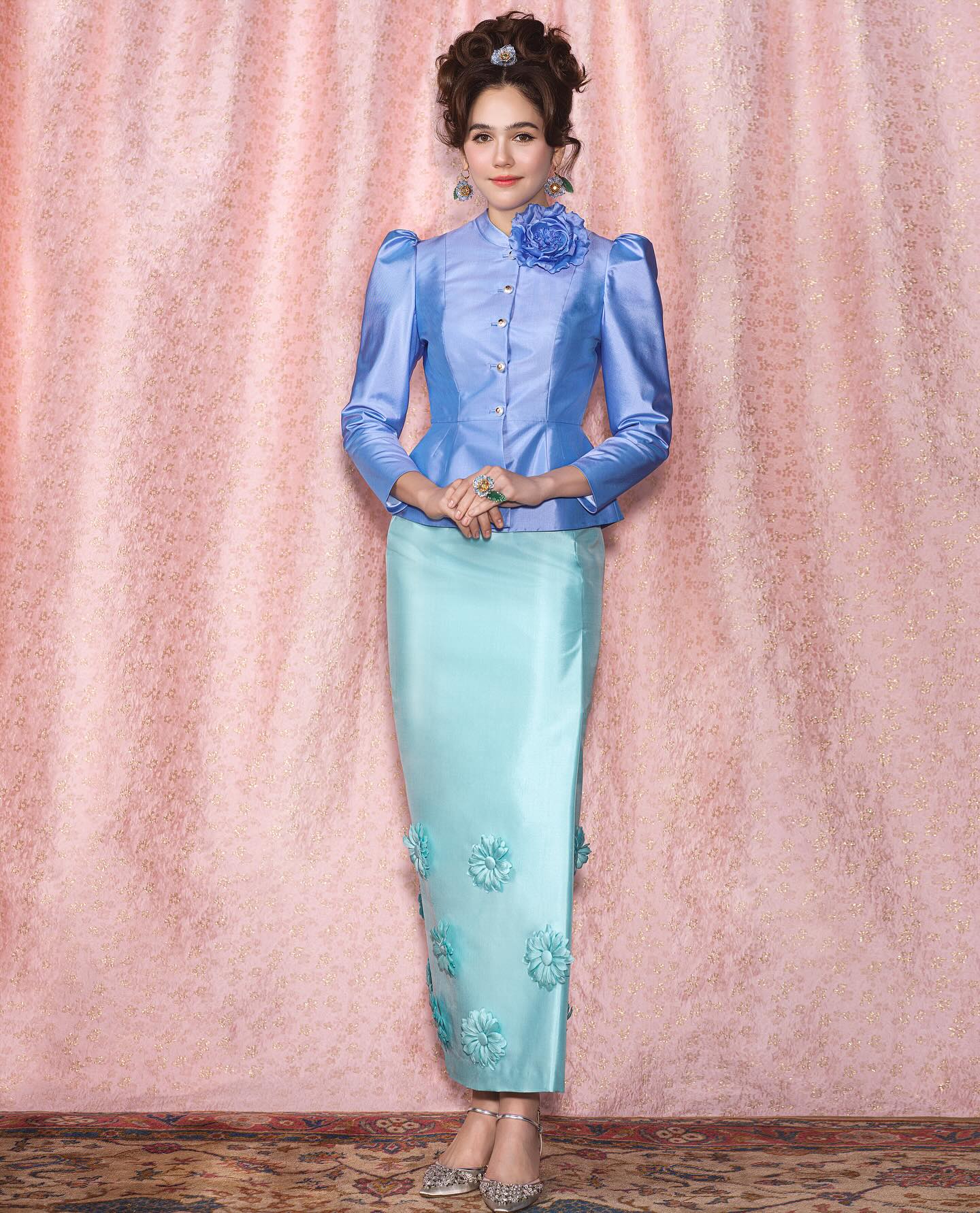 ชมพู่ อารยา 