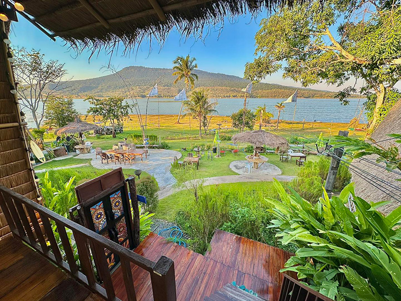 ที่พักหน้าร้อน 2568 ริมน้ำ