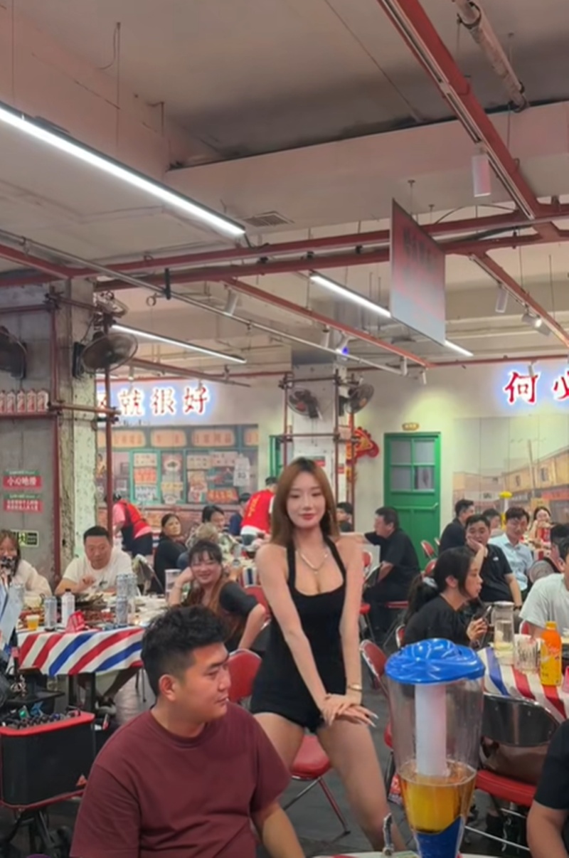 ร้านอาหารโต๊ะจีน