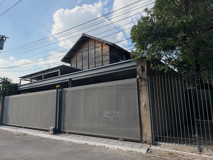 บอย ภิษณุ ประกาศขายบ้านหรู