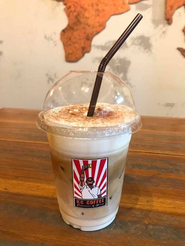 คาเฟ่สุพรรณบุรี