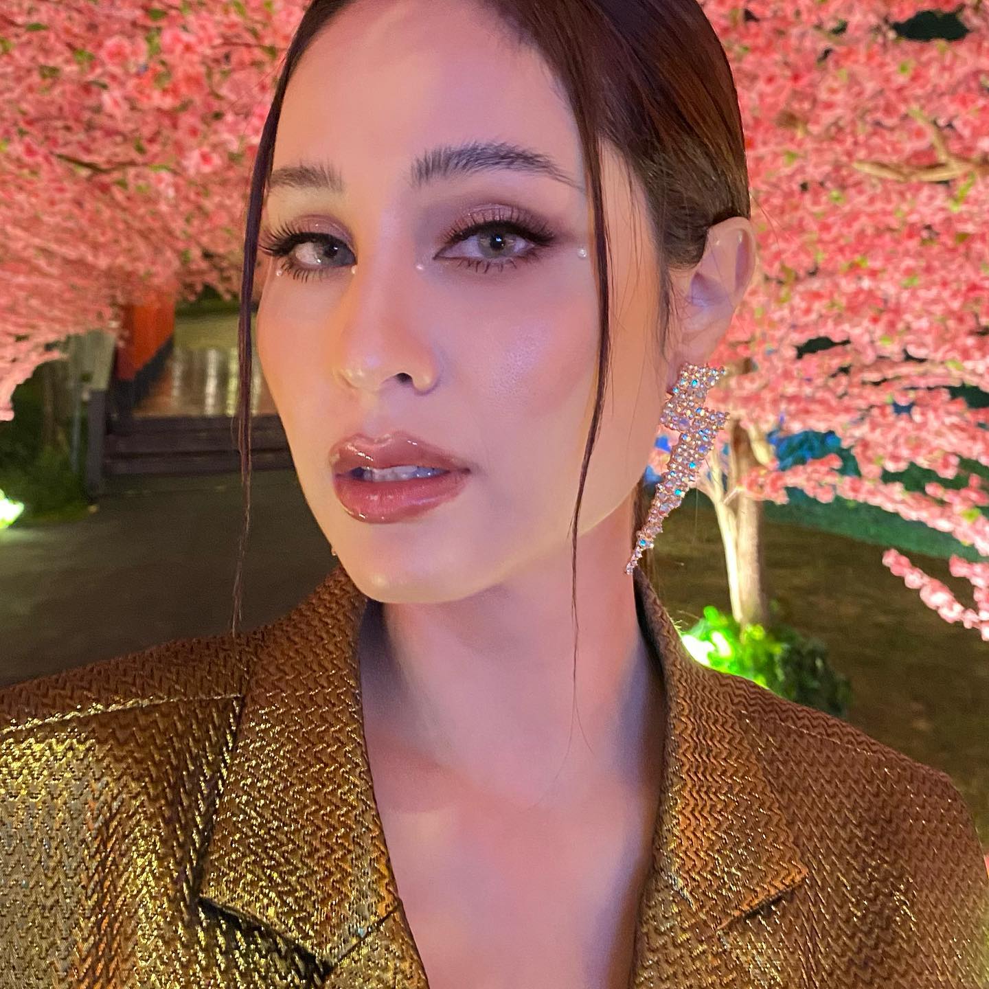 ขวัญ อุษามณี