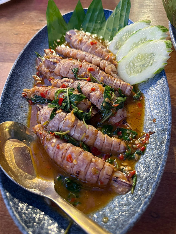 ร้านเมนูไข่เจียวปู ณ ชล