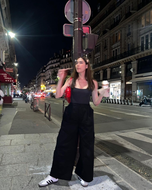 ชมพู่ อารยา