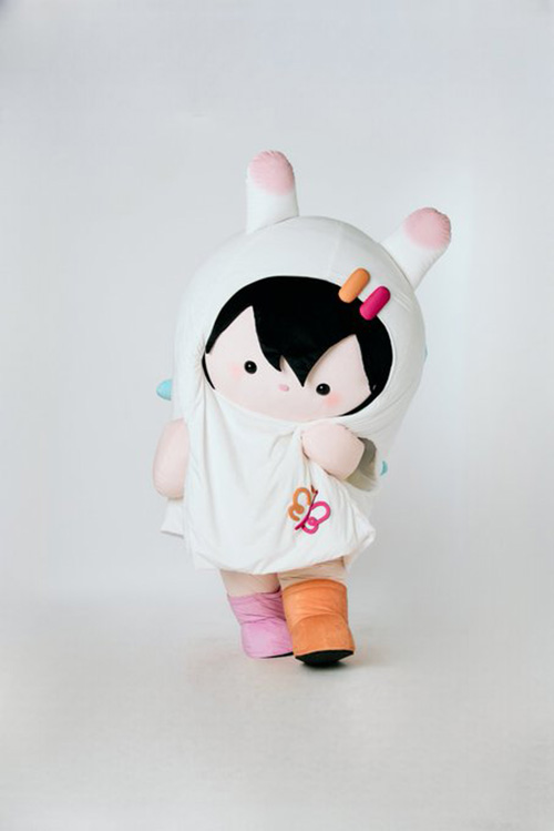 ตุ๊กตาด้อม gmm