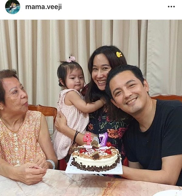 กุ้งพลอย กนิษฐรินทร์