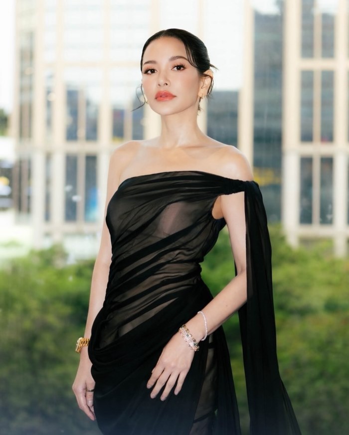 อ้อม พิยดา