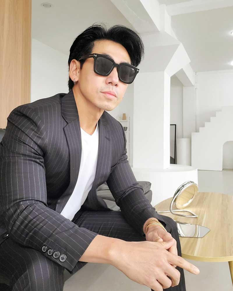 ดีเจเพชรจ้า