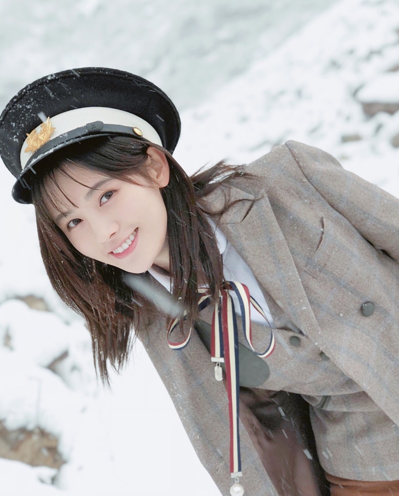 จวีจิ้งอี ju jing yi