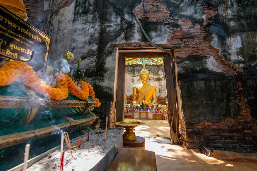 พระพุทธรูป วัดสังกระต่าย