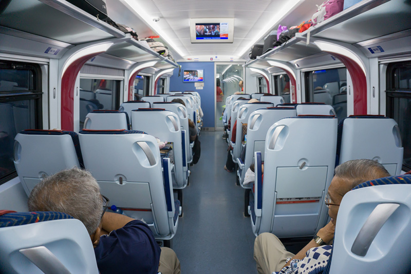 นั่งรถไฟไปมาเลเซีย