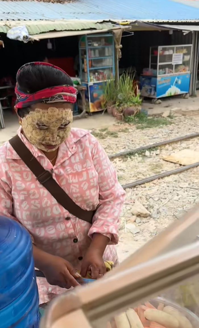 ขายกล้วยทอด