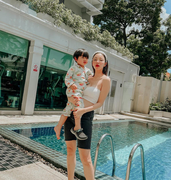 แม่ลูกดารา