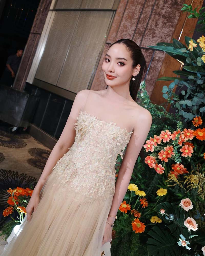 พัดชาพลอย จากนางงามสู่นักแสดงฟอร์มยักษ์ นาคบรรพ์