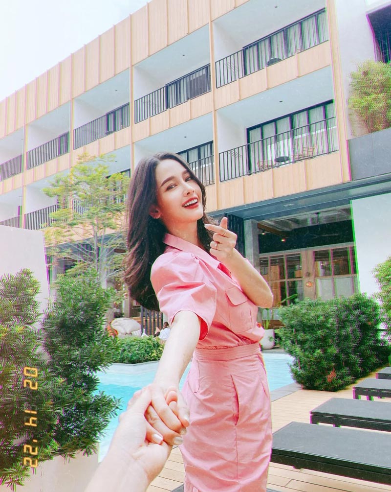 โม อมีนา