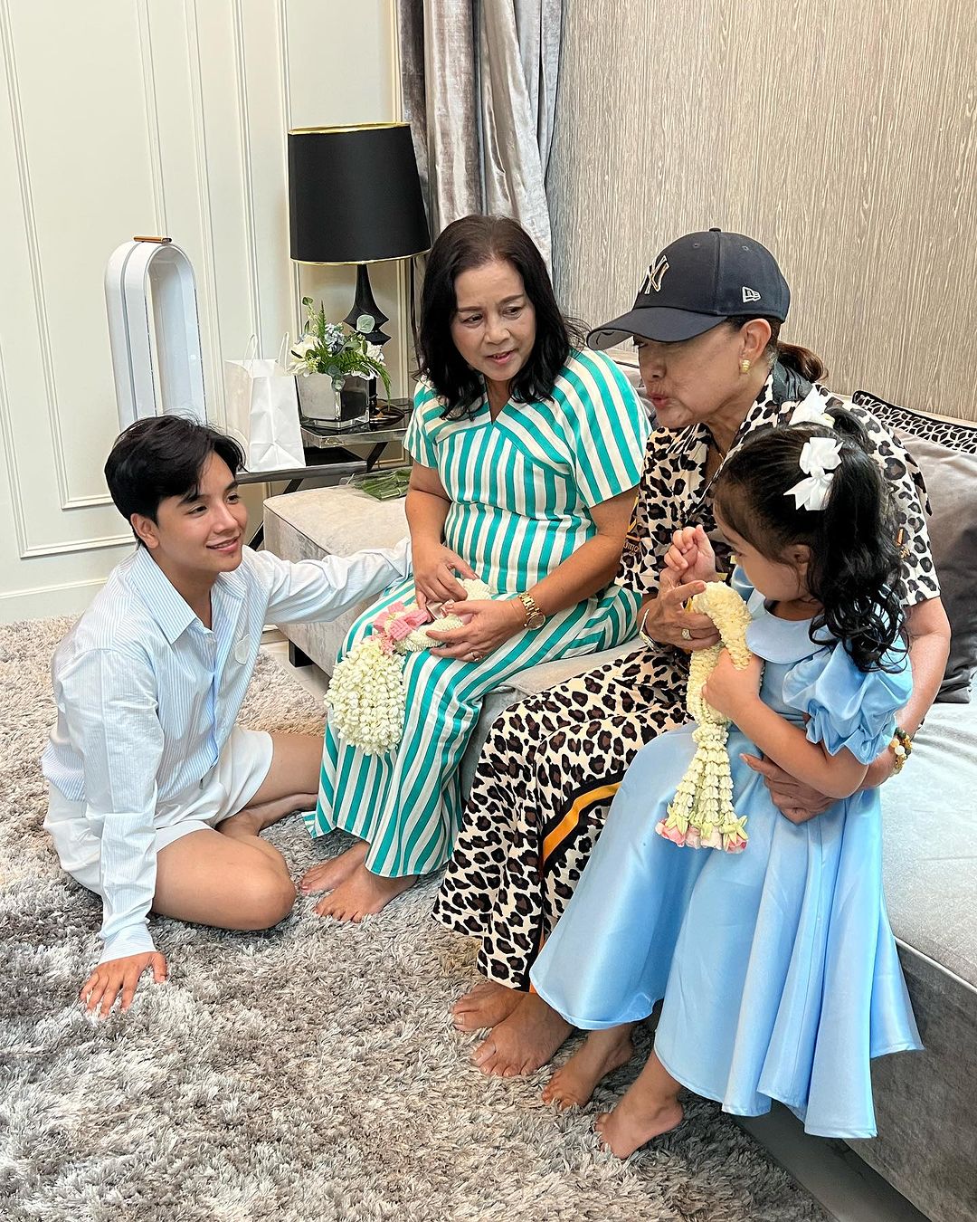 ลุกซ์ ชาญวิทย์