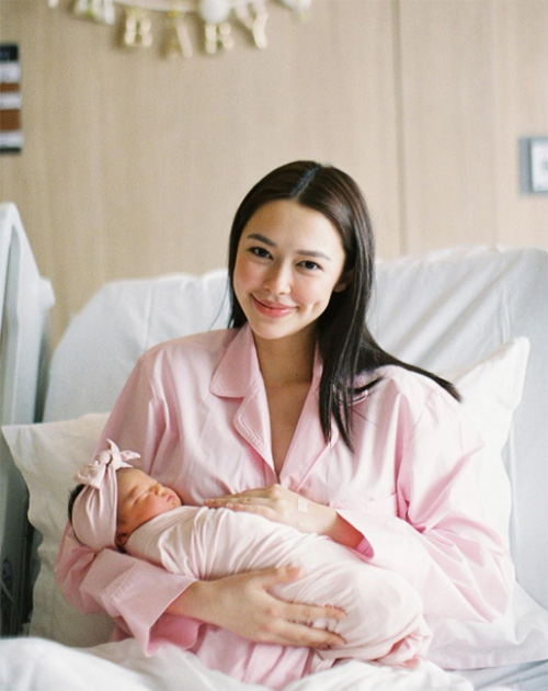 แพทริเซีย ดาราคลอดลูก
