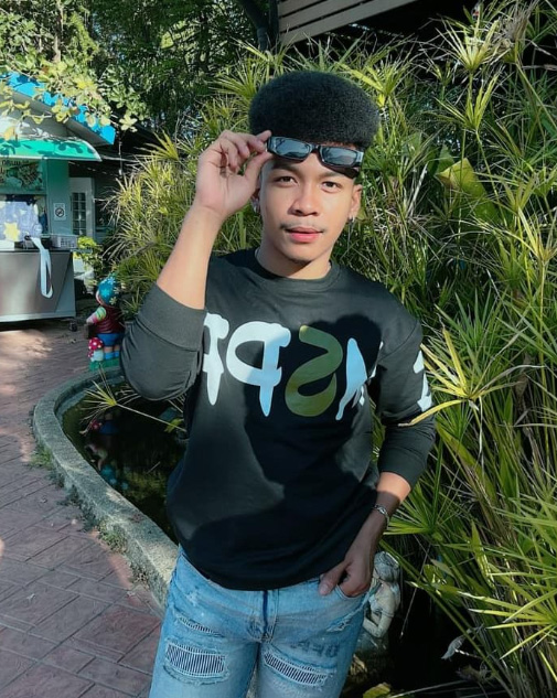 โชค รถแห่