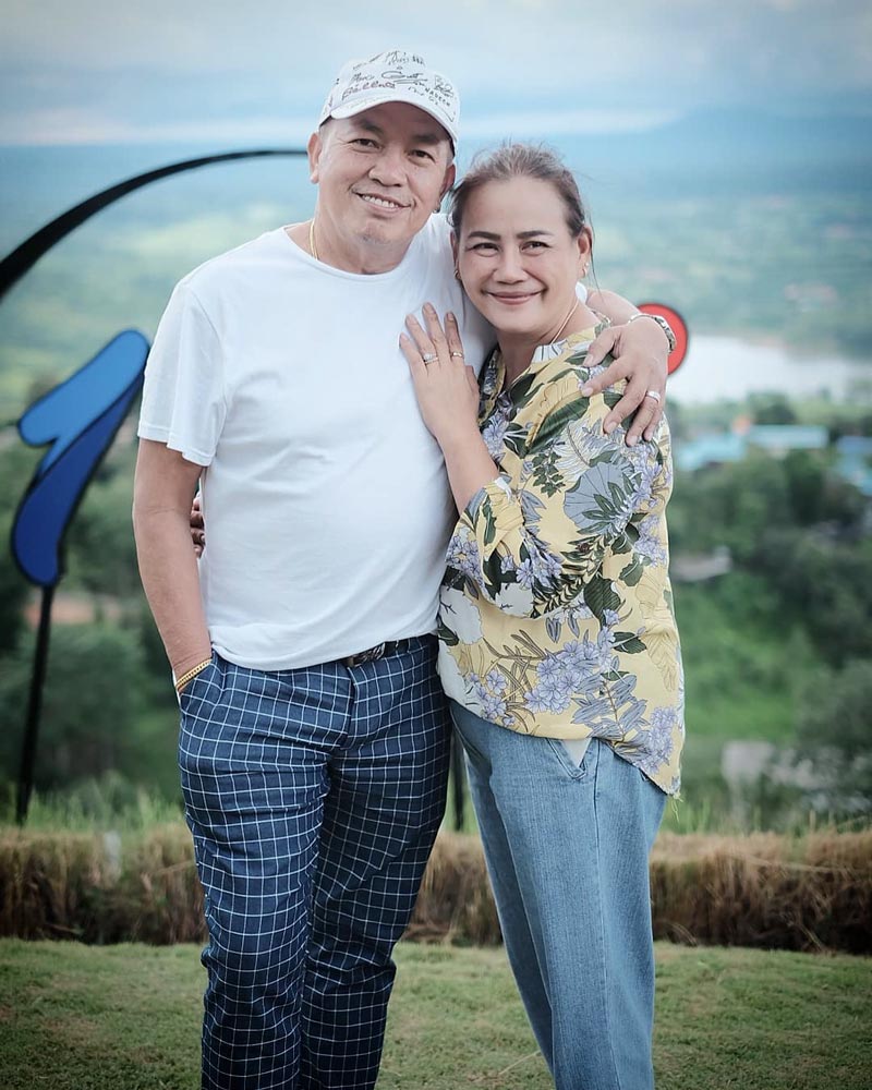 น้าค่อม ชวนชื่น