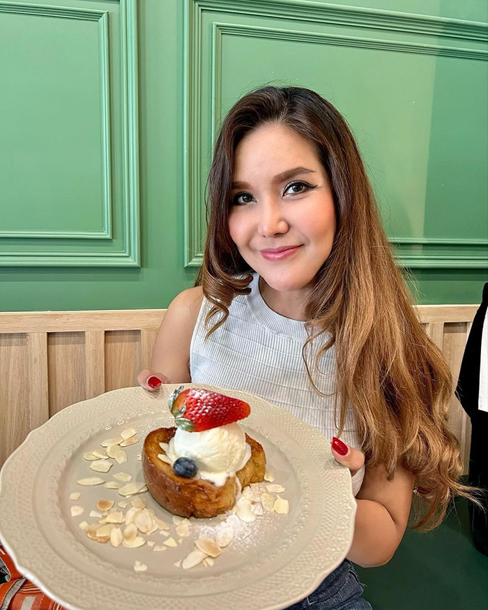 ต้อม รัชนีกร 