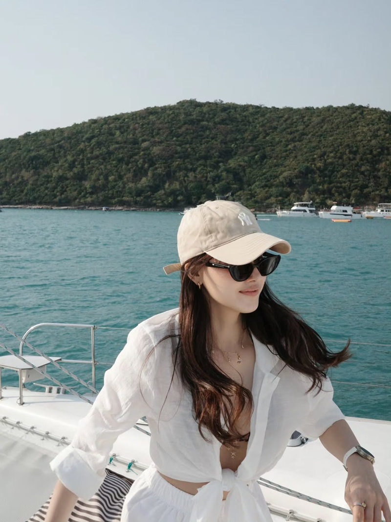 แจ็คกี้ ชาเคอลีน