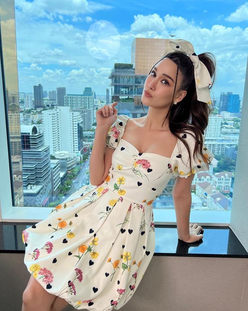 แจ็คกี้ ชาเคอลีน 