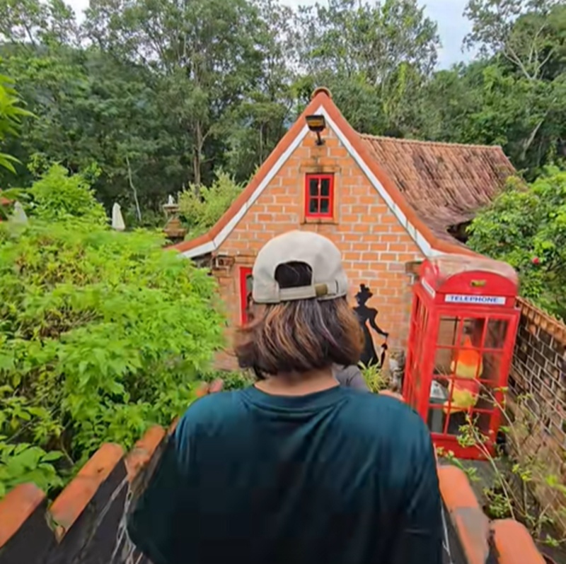 คาเฟ่ลับ