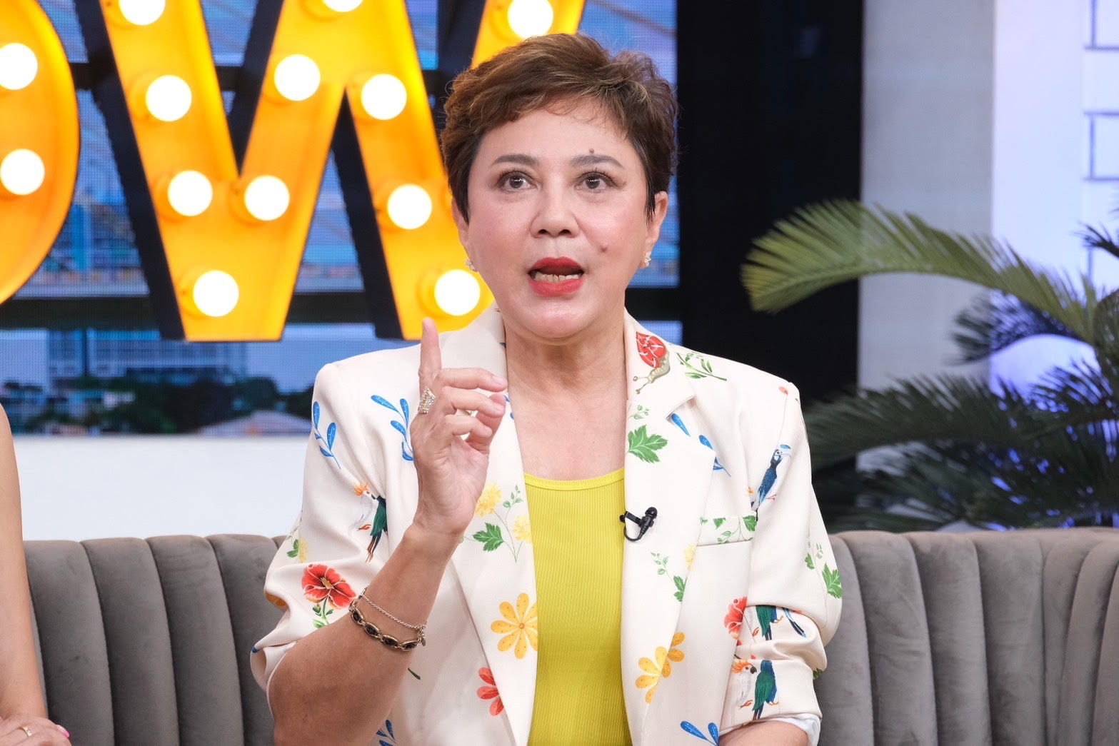  ตุ๊ก ดวงตา, ดี้ ชนานา