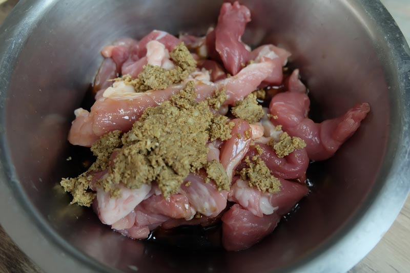 หมูพวง หมูร้อยตอก
