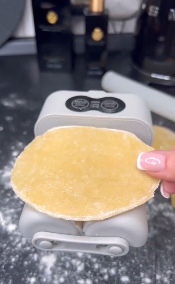 เครื่องทำเกี๊ยว