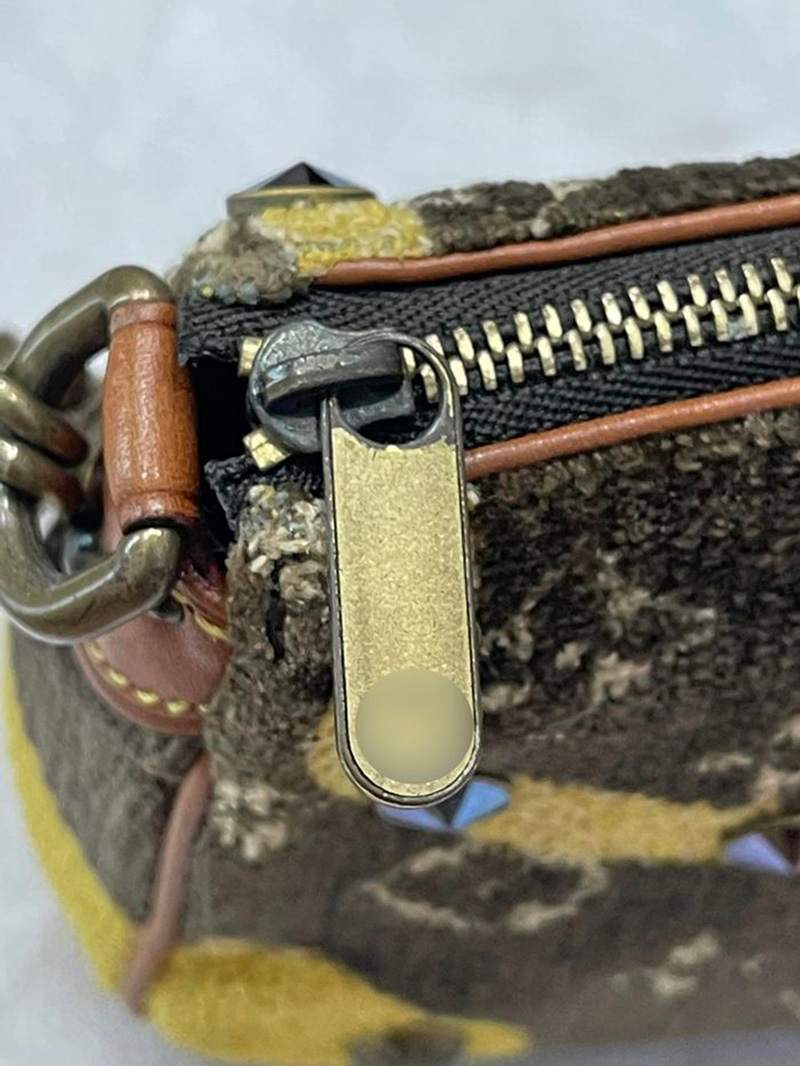 กระเป๋าแบรนด์เนม