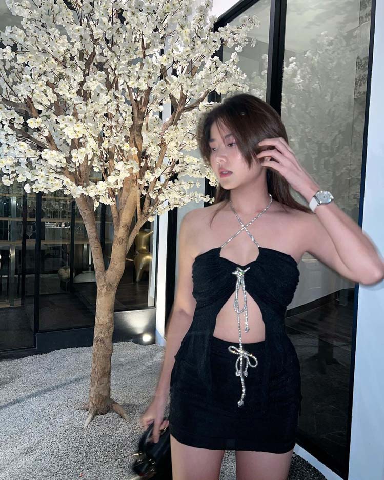 ฝน ศนันธฉัตร