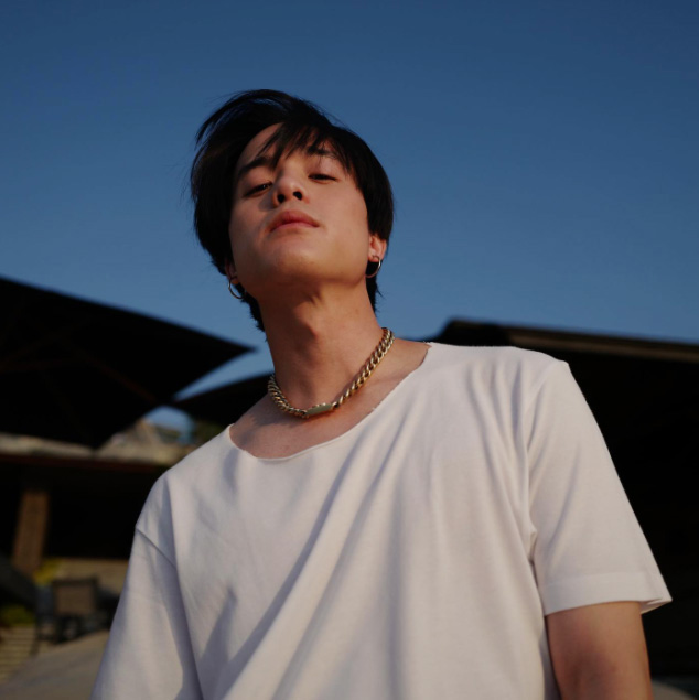 เจมส์ ธีรดนย์