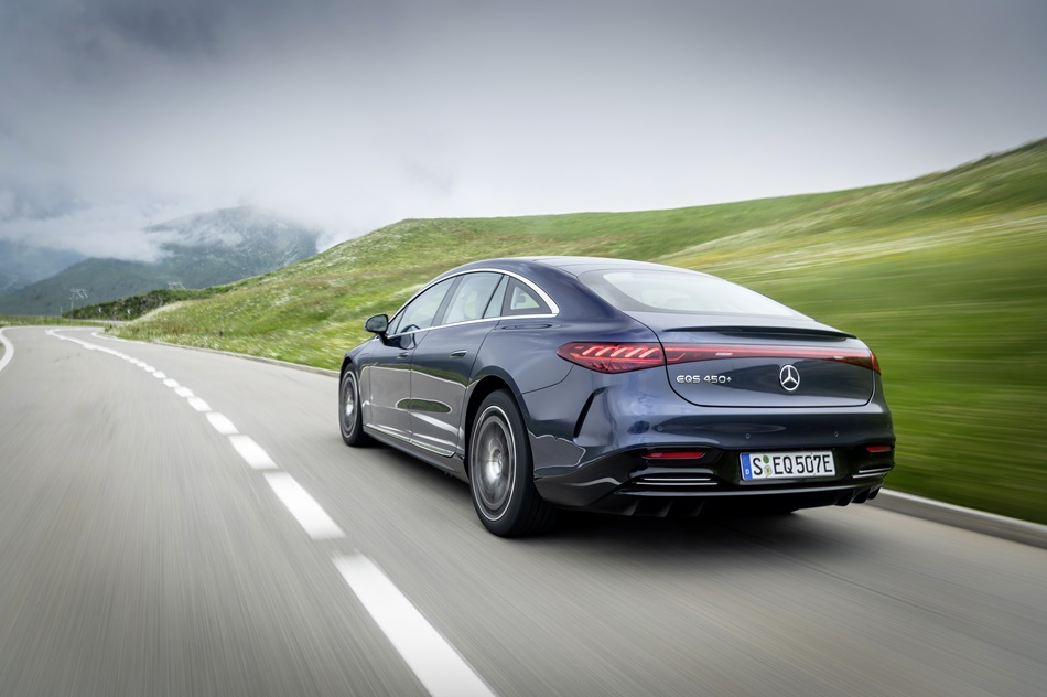 mercedes benz eqs