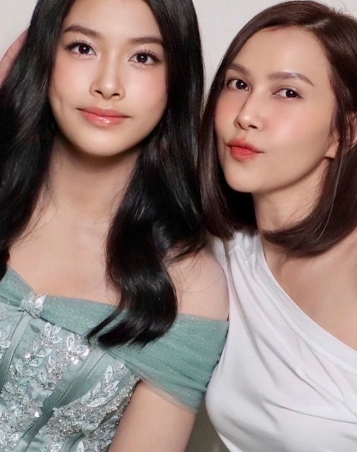 เปิดภาพพัฒนาการความสวยของ น้องพริมมี่ ลูกสาว ยุ้ย ปัทมวรรณ ยิ่งโตออร่ายิ่งจับ