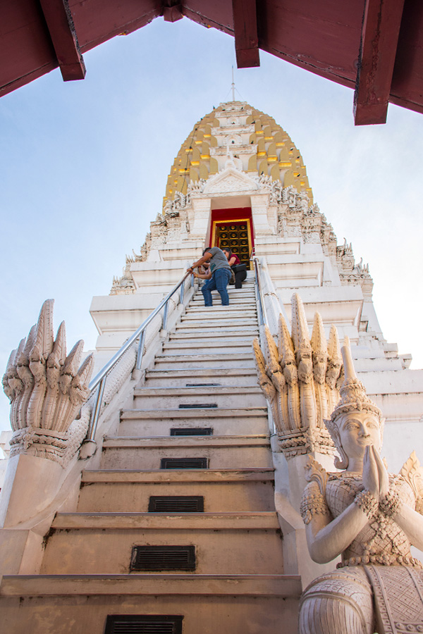 วัดพระศรีรัตนมหาธาตุวรมหาวิหาร