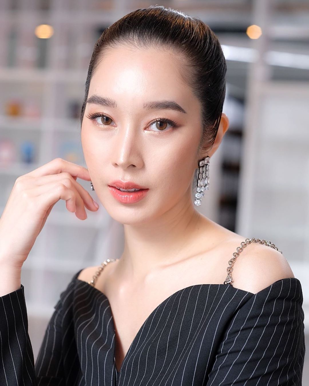 ปั้นจั่น ฐิสา