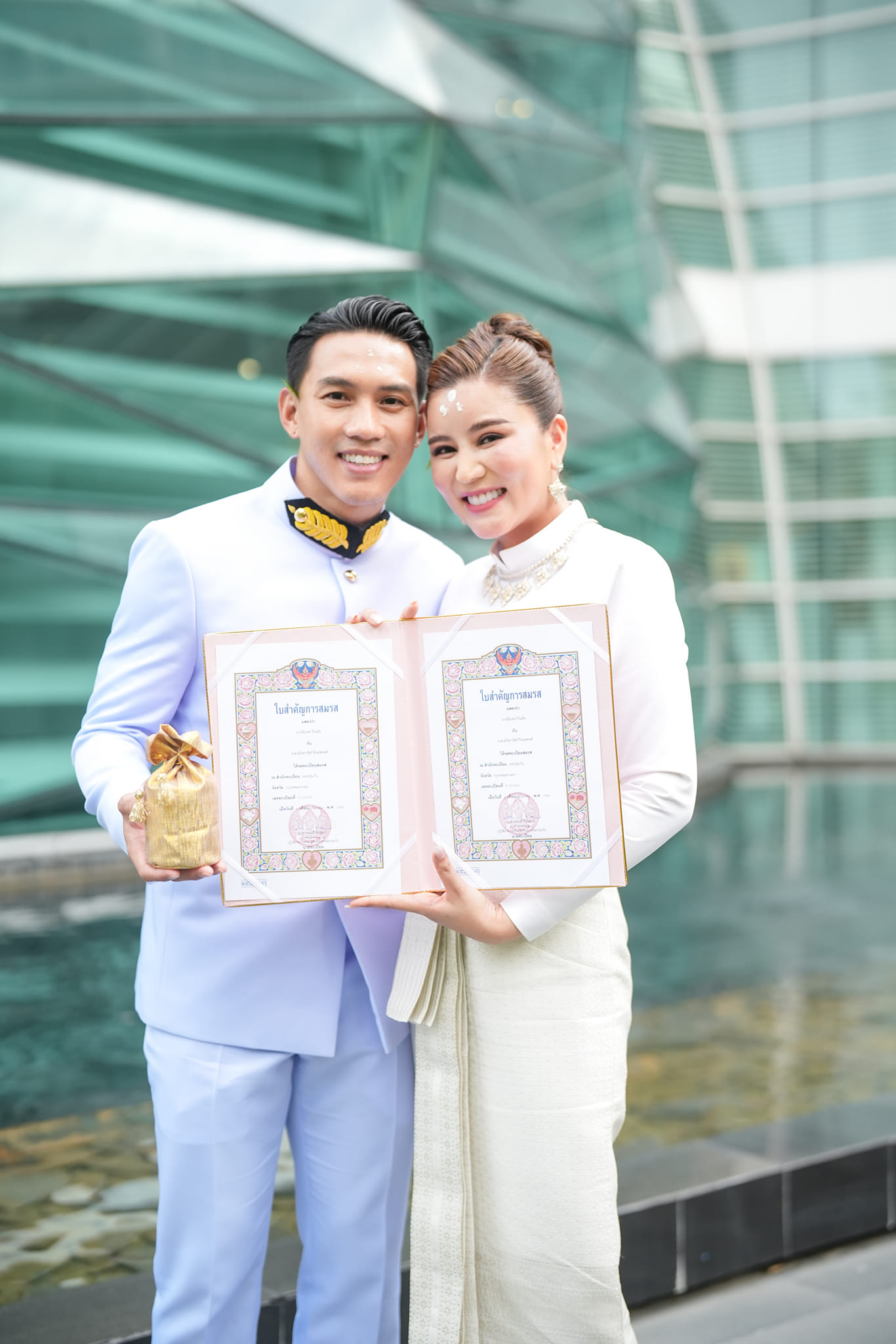 ลีซอ-เฟี๊ยต เข้าพิธีสมรสพระราชทาน